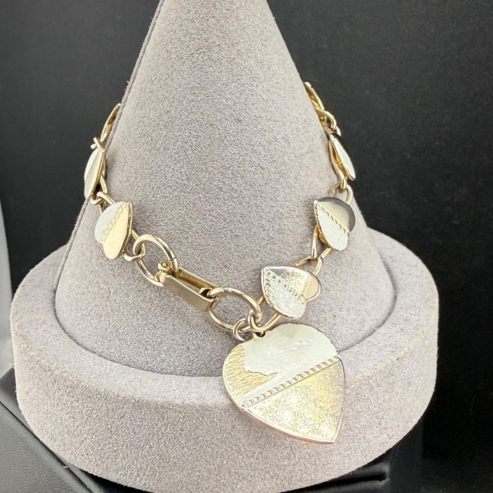 Vintage Estate Charm Bracelet Gold Tone Enamel Heart Love 7"